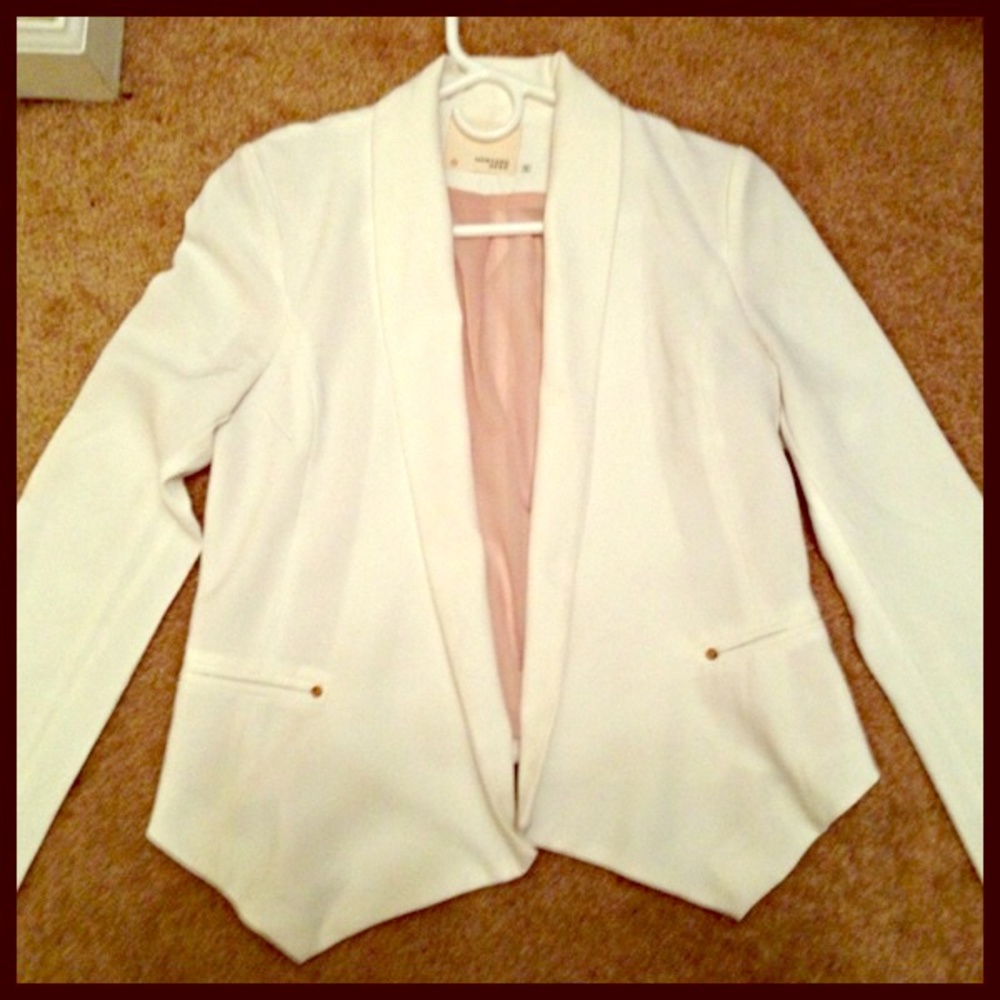 White Blazer / Jacket